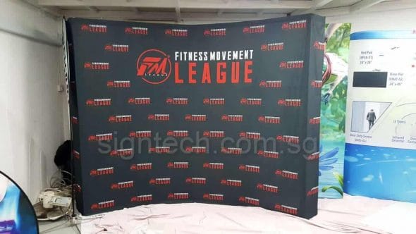 3 x 2.25m Fabric pop up display Curve shape