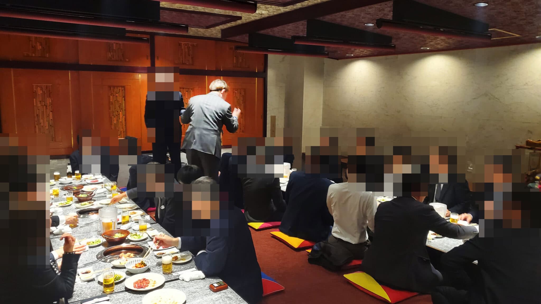 焼肉屋さんのマジックショー☆難しい環境かなと思ったら、かなり演じやすかった♪ 1 焼肉 梨花苑