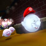 Mario avec un chapeau rouge dans un environnement vidéo ludique, entouré de Fantômes souriants et d'effets lumineux dans un décor de jeu d'arcade.