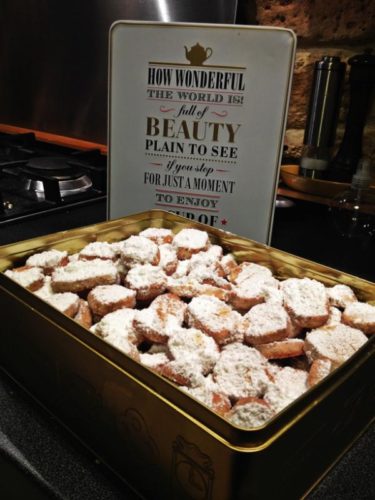 Les sablés de Noël aux amandes et noisettes Les sablés de Noël aux amandes et noisettes