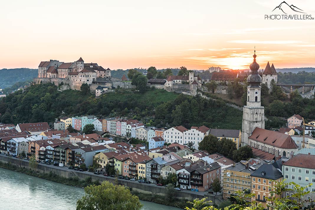 Blick auf Burghausen mit der Burg