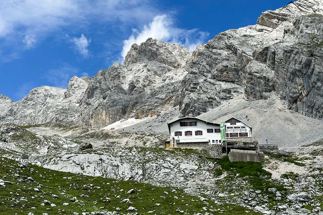 Die Knorrhütte