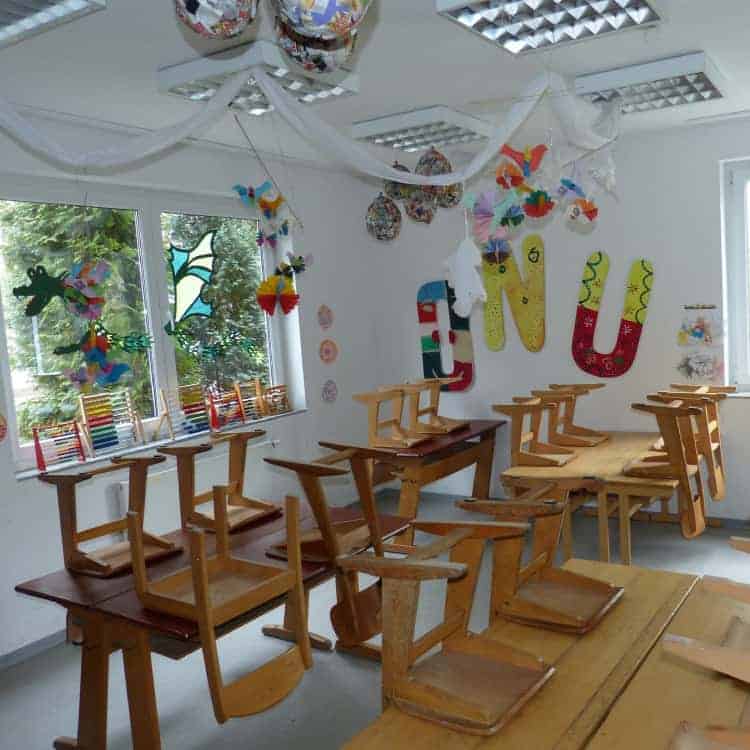 clasa de scoala Scaunelul Blocat. Poveste Terapeutica duminica seara gokid
