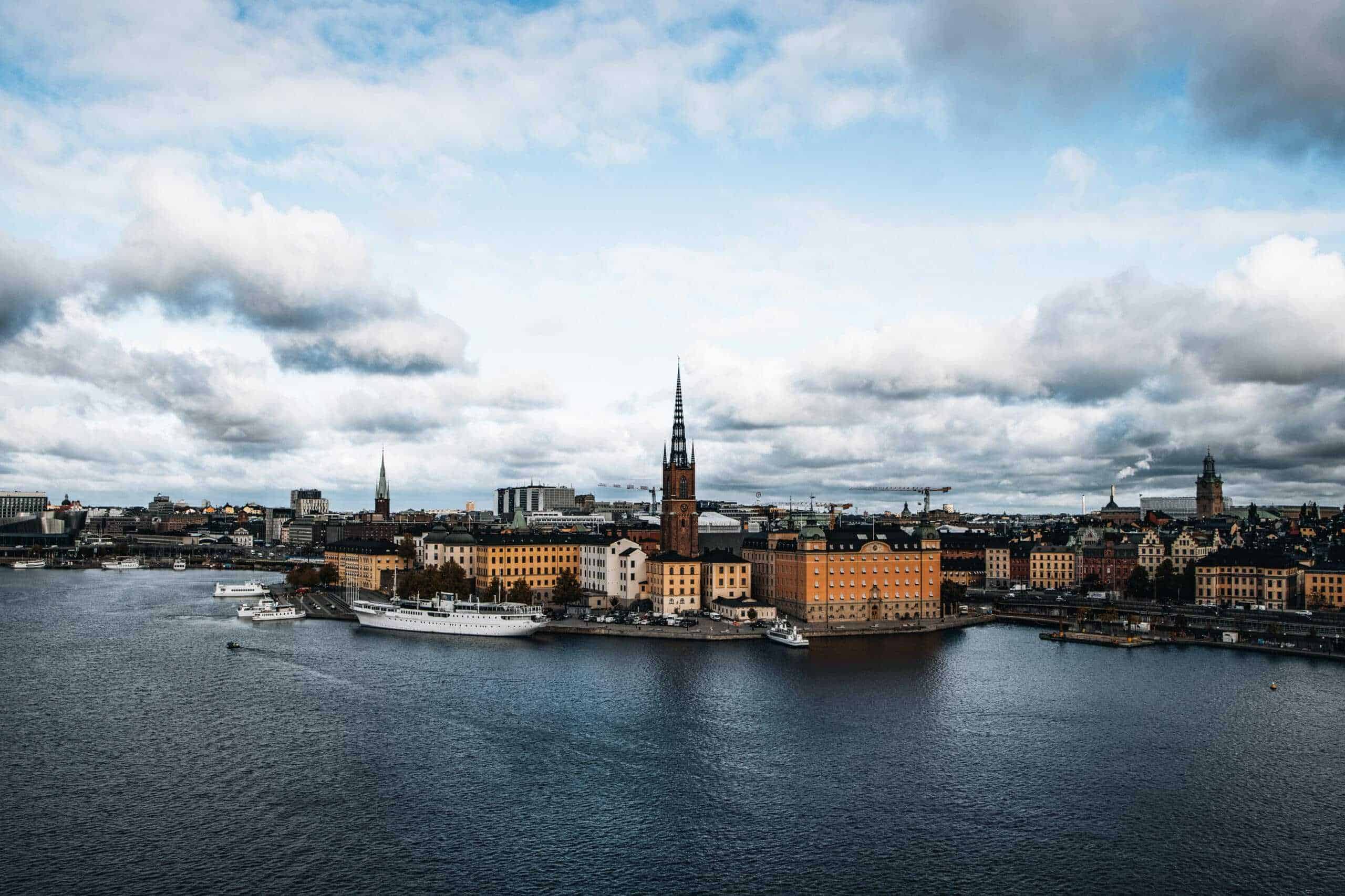 Blick auf Stockholm Stadt am Wasser - Schweden Roadtrip Blick auf Stockholm Stadt am Wasser - Schweden Roadtrip