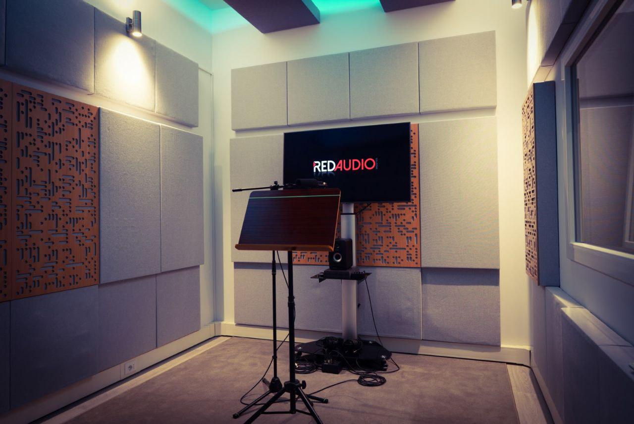 Booth Room 1