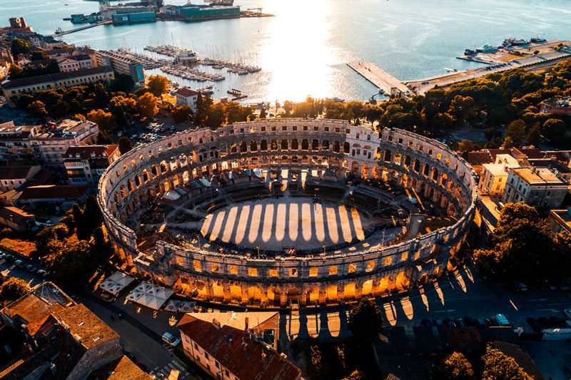 Antike Baukunst: Die größten Amphitheater der Welt amphitheater-pula