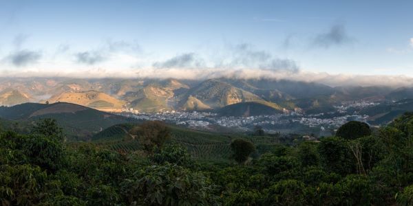Une autre vue sur le parc national de Caparao, Brésil, l'origine de ce café