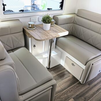 3882 Cosy Cab Kirkston-8