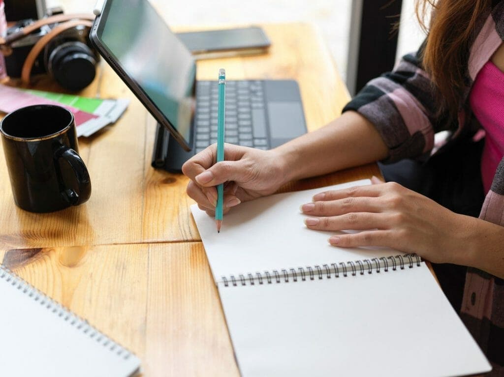 如何正确选择留学生论文代写机构? 2 如何正确选择留学生论文代写机构? 1