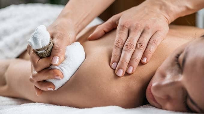 HERBAL BALL TREATMENTS AND HERBAL COMPRESS THERAPY 4 herbal ball