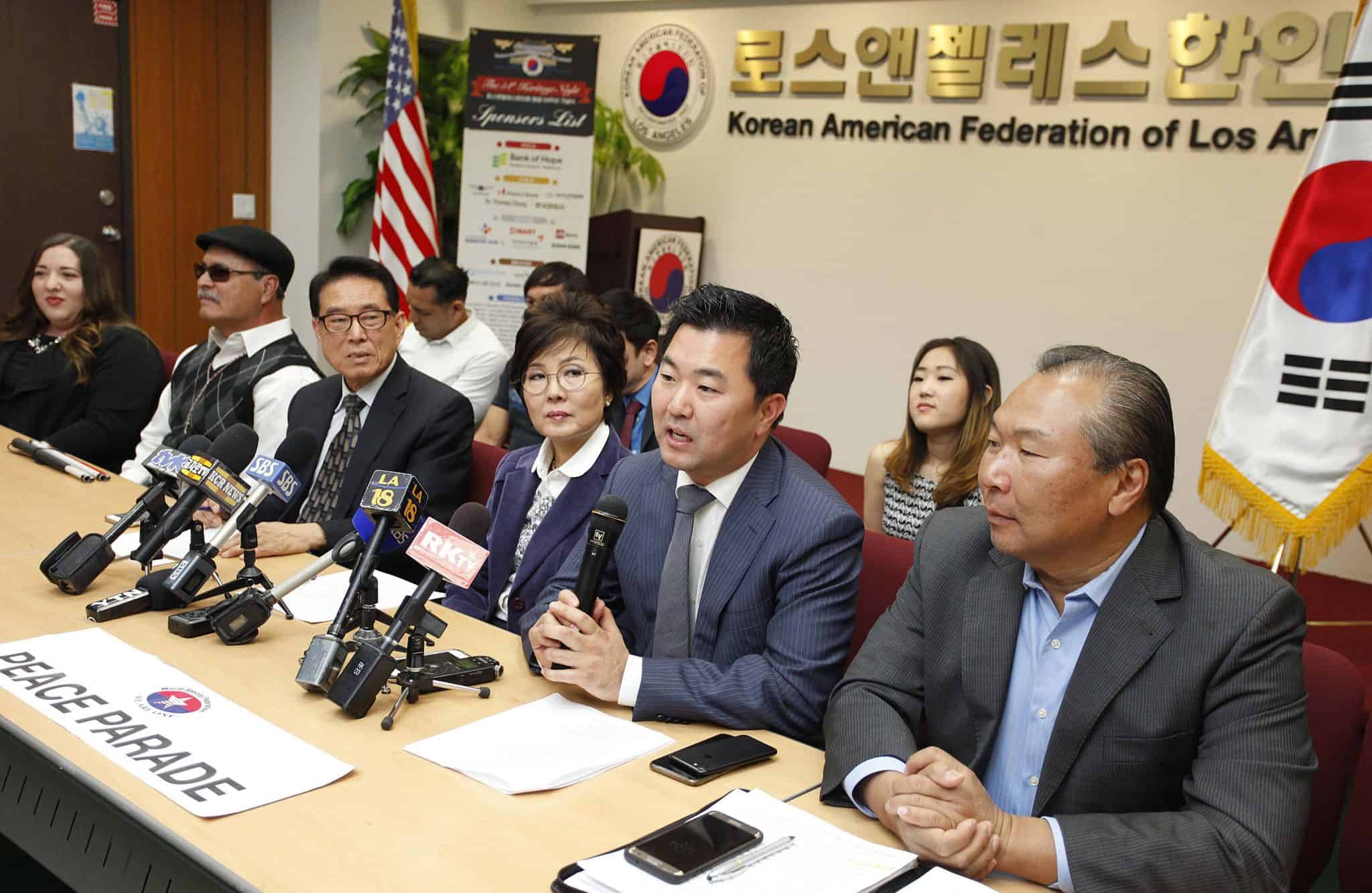 L.A. City Councilman David Ryu (second from right) and Korean American Federation of L.A. chairwoman Laura Jeon are announcing the plans for the event to commemorate the 25th anniversary of the L.A. riots. By Sang Jin Kim