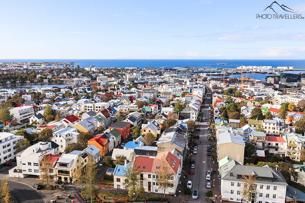 Blick von der Hallgrímskirkja über Reykjavík, Island