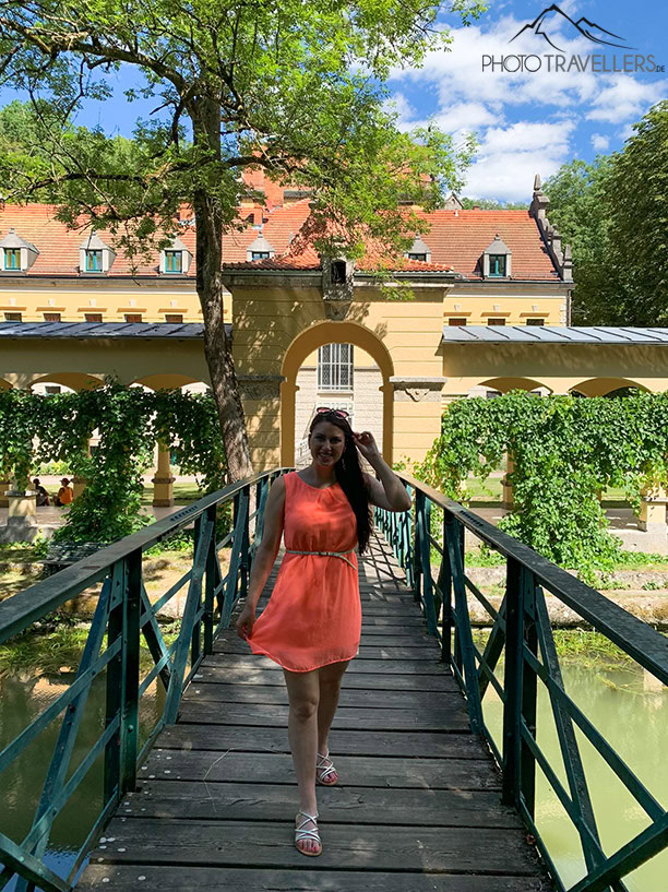 Biggi im Wildbad auf einem Steg