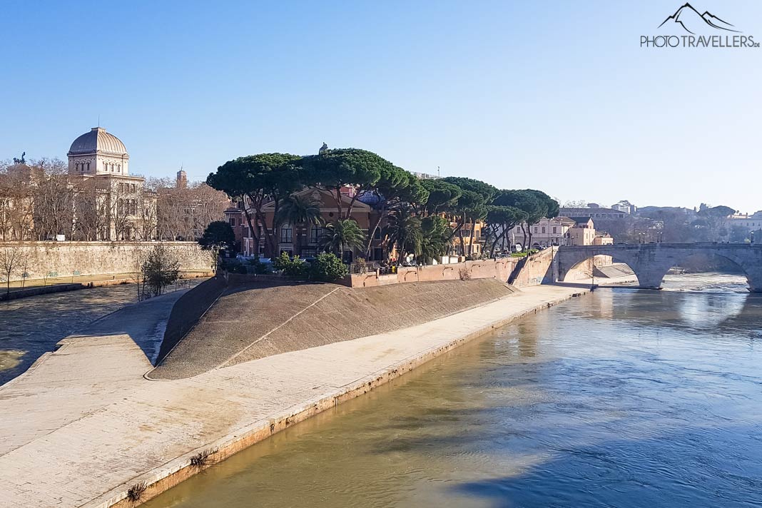 Die Isola Tiberina in Rom
