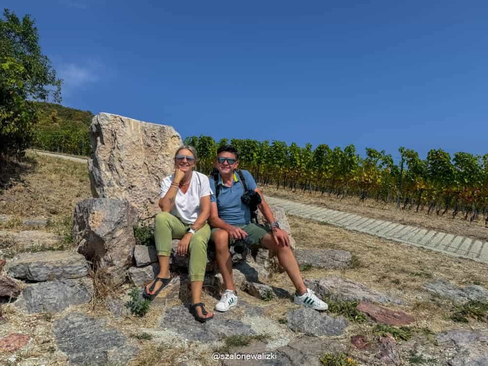 Kőfotelek - krzesła olbrzymów