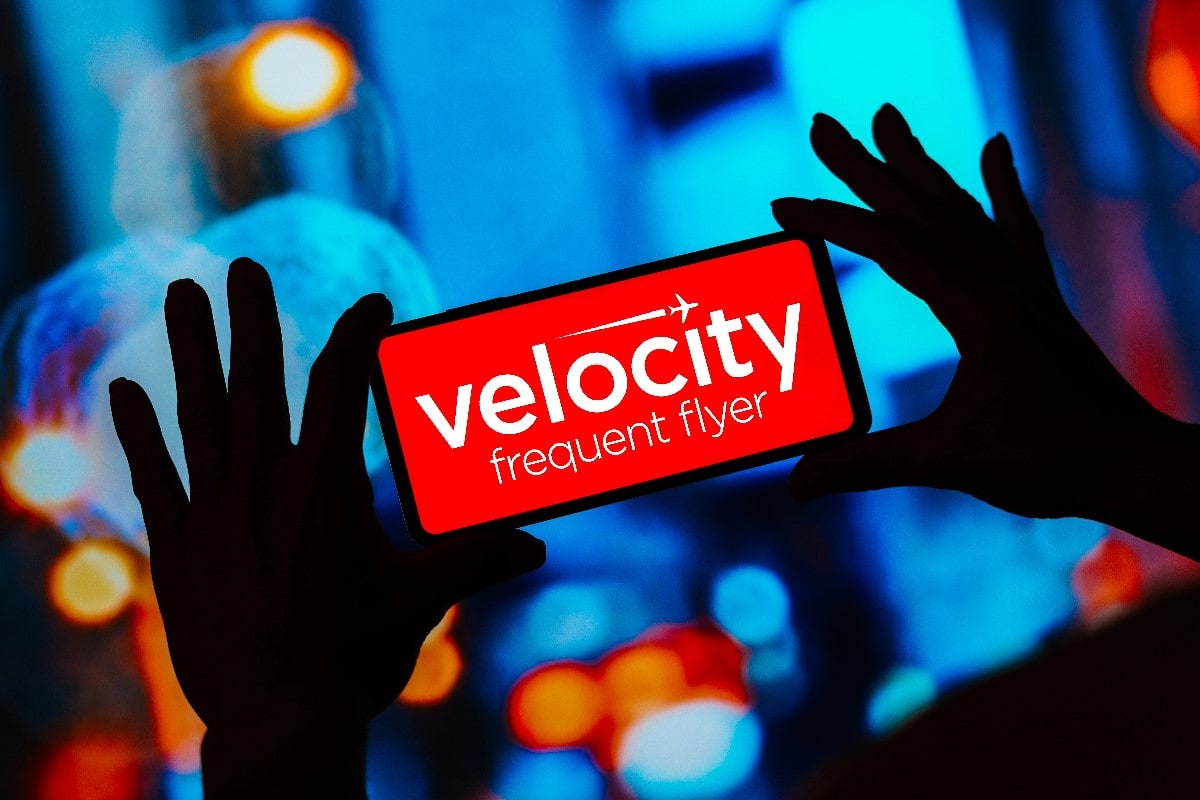 how to travel for free