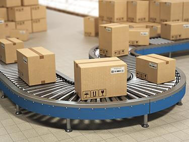 delivery_43b03a34-439f-4734-9fd5-68395769dabb boxes on conveyor belt