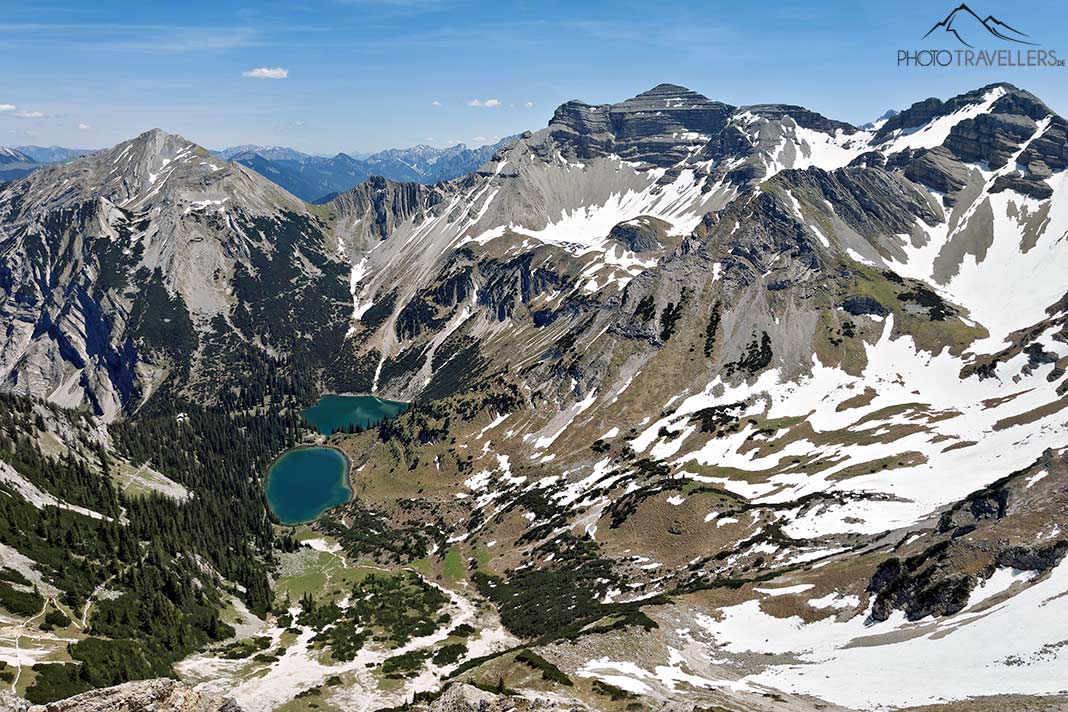 Der Blick von der Schöttelkarspitze auf die Soiernseen