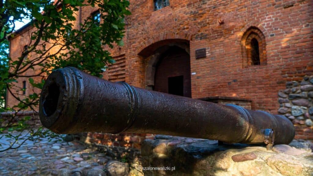 zamki gotyckie na Warmii i Mazurach