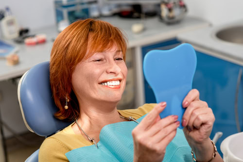 Implantes Dentales en Mattydale, NY | Consultas Gratuitas de Implantes