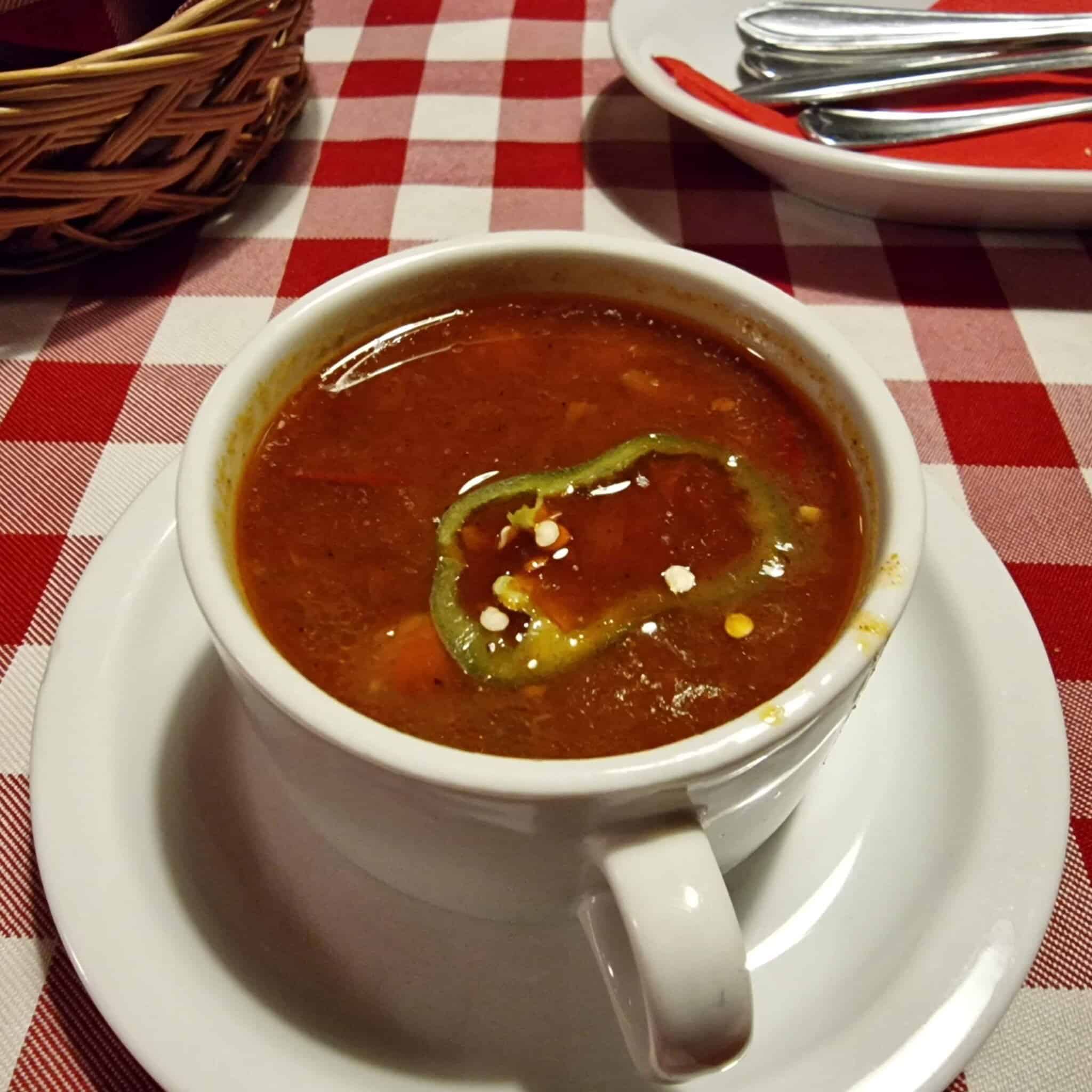 Tüköry Étterem - gulaș