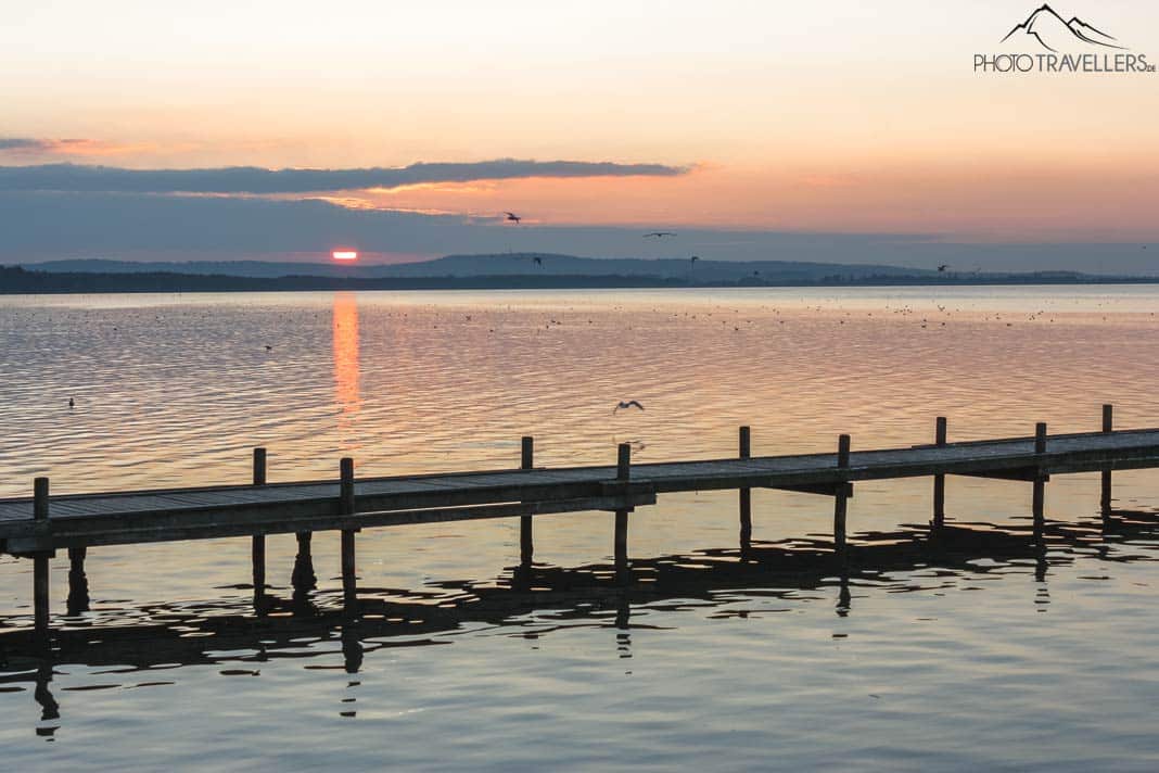 Steinhuder Meer mit Steeg bei Sonnenuntergang