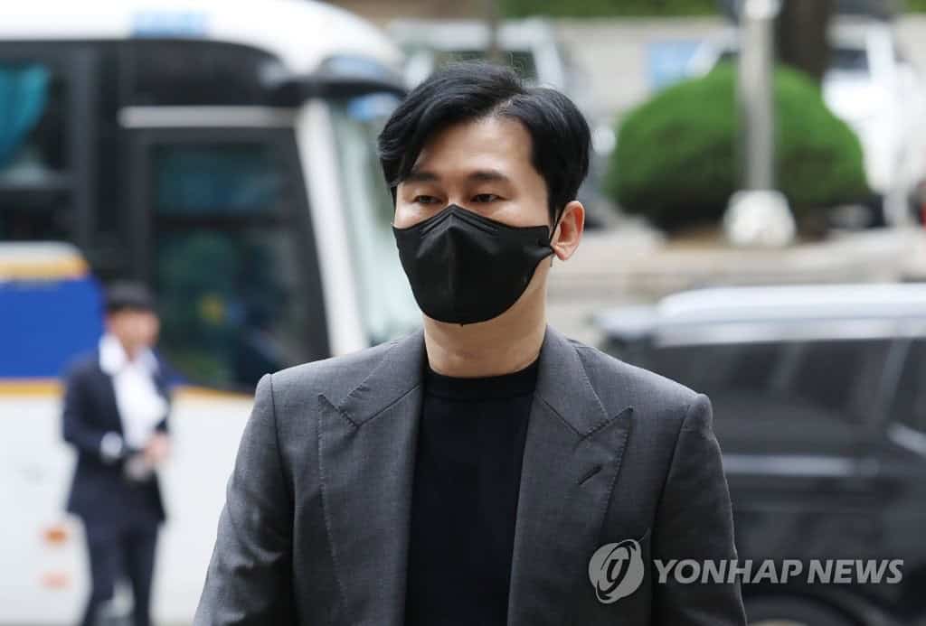 법정 출석하는 양현석 | 연합뉴스