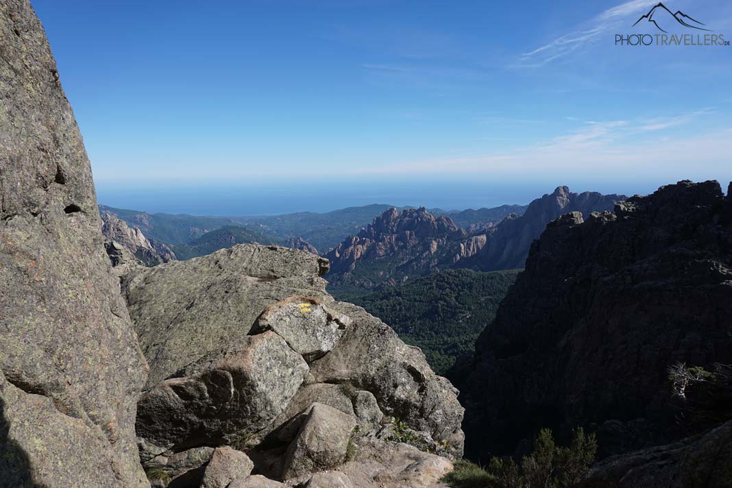 Der Wanderweg in den Aiguilles de Bavella mit der tollen Aussicht