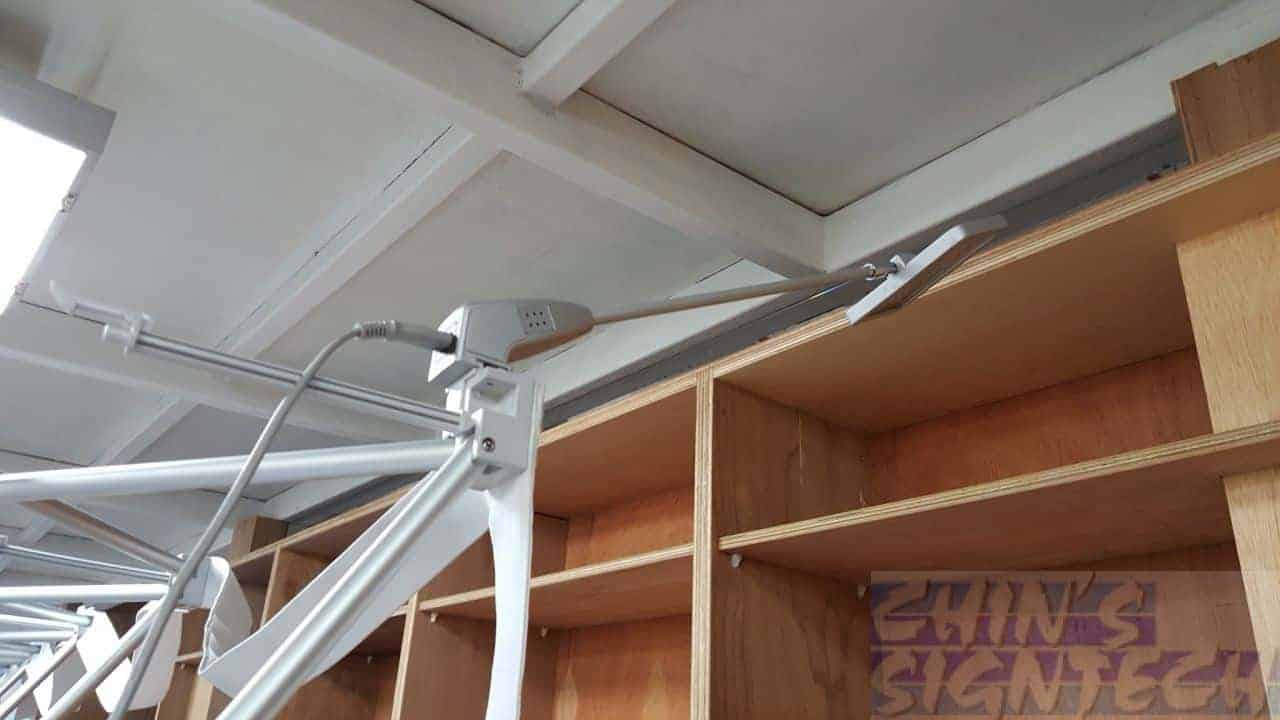 LED Lights easily attach to Fabric Pop out Display LED Lights easily attach to Fabric Pop out Display