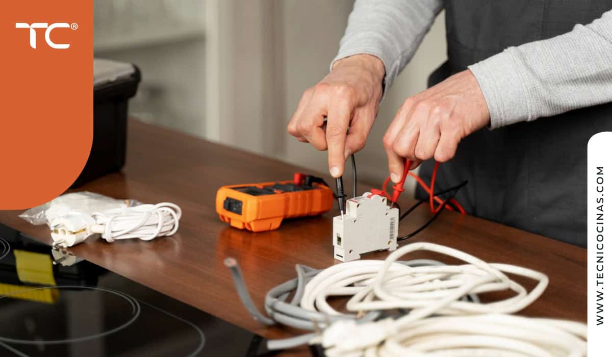 Instalación de circuitos eléctricos certificados para cocina integral