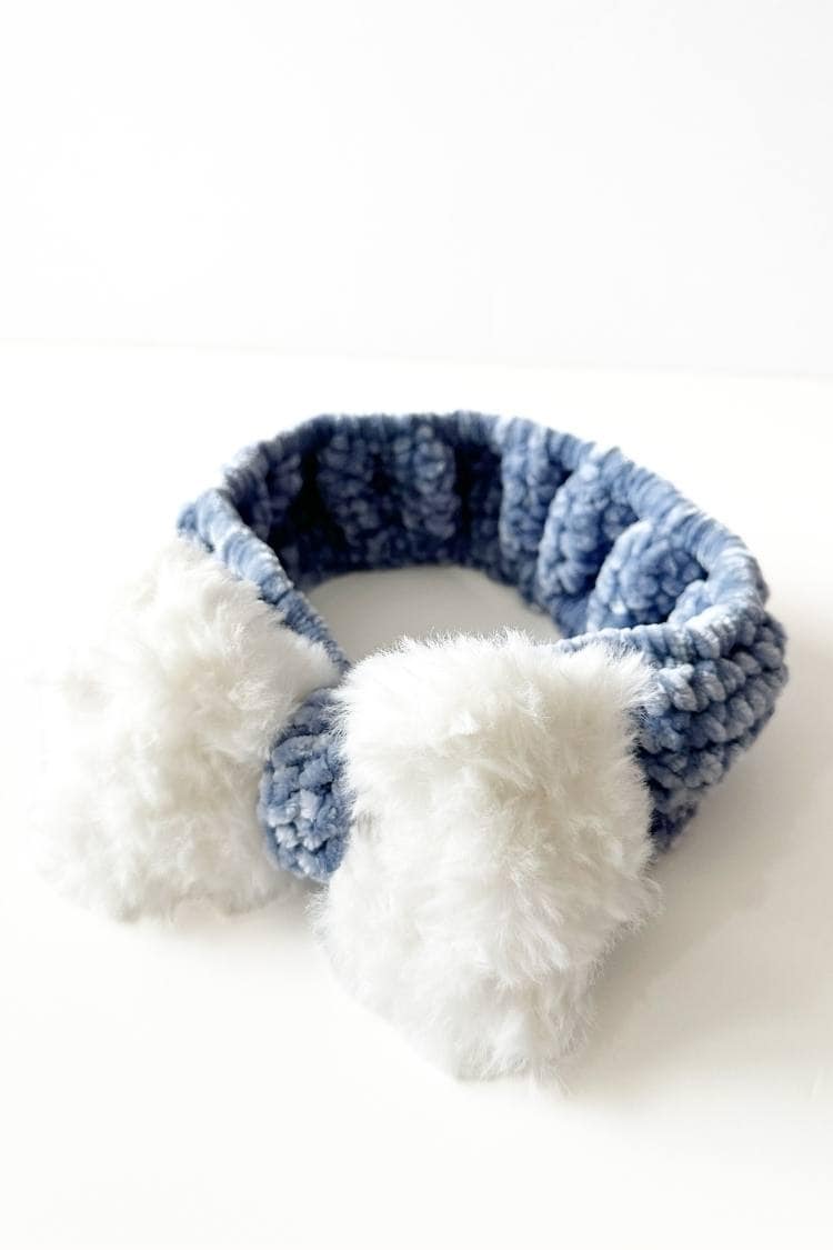 blue and white stretchy crochet headband