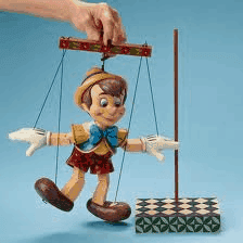 pinocchio si marionete din lumi diferite(1)