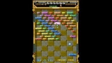 Palette colorée et écran de jeu avec éléments de puzzle, style rétro, ambiance arcade pour jeux de réflexion ou Tetris.