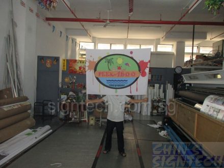 Fabric with 2 hand held poles