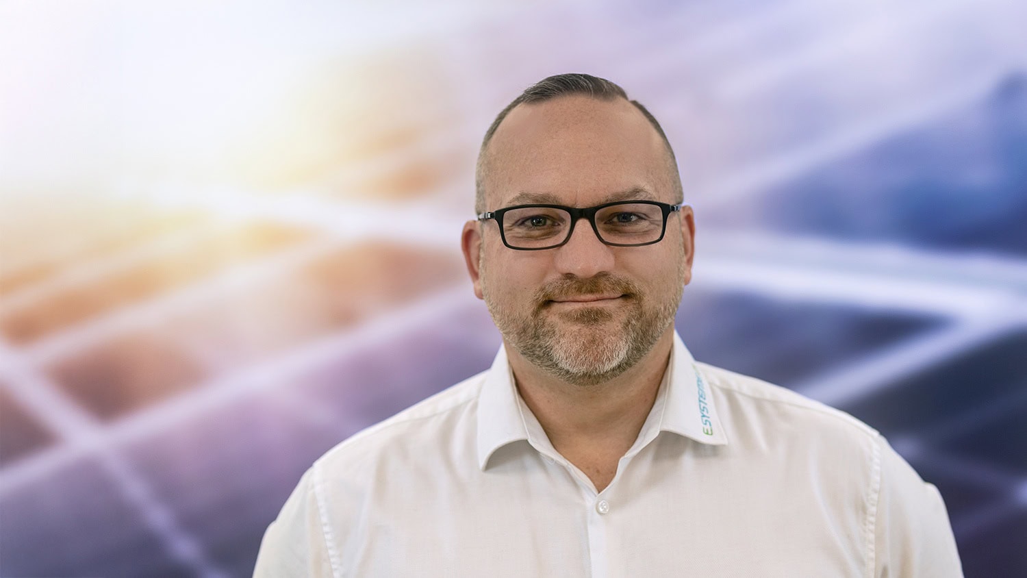 Herr Jochen Kohn ist Geschäftsführer bei e.systeme21