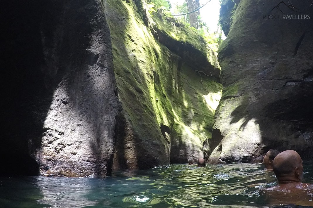 Schwimmer in der Titou Gorge auf Dominica