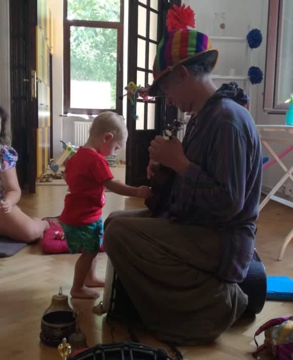 Amai Garden - Gradina cu Loc de Joaca Petreceri in Inima Bucurestiului playground outdoor