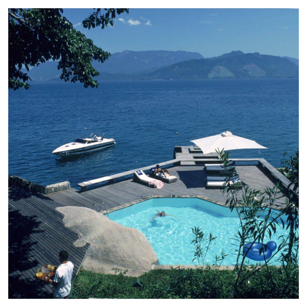 Slim Aarons Poolside