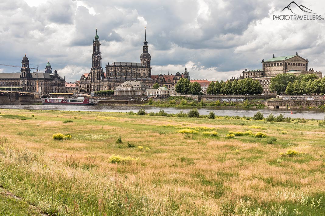 Blick vom Königsufer aus zur Altstadt