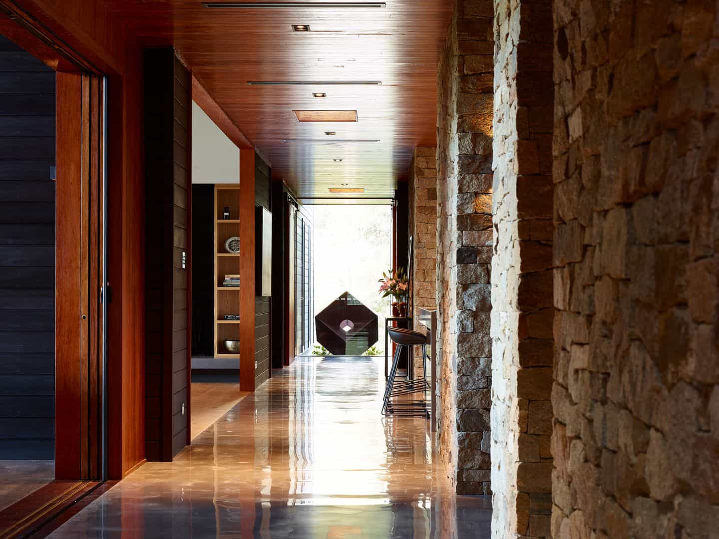 two roads maleny queensland hinterland hideaway