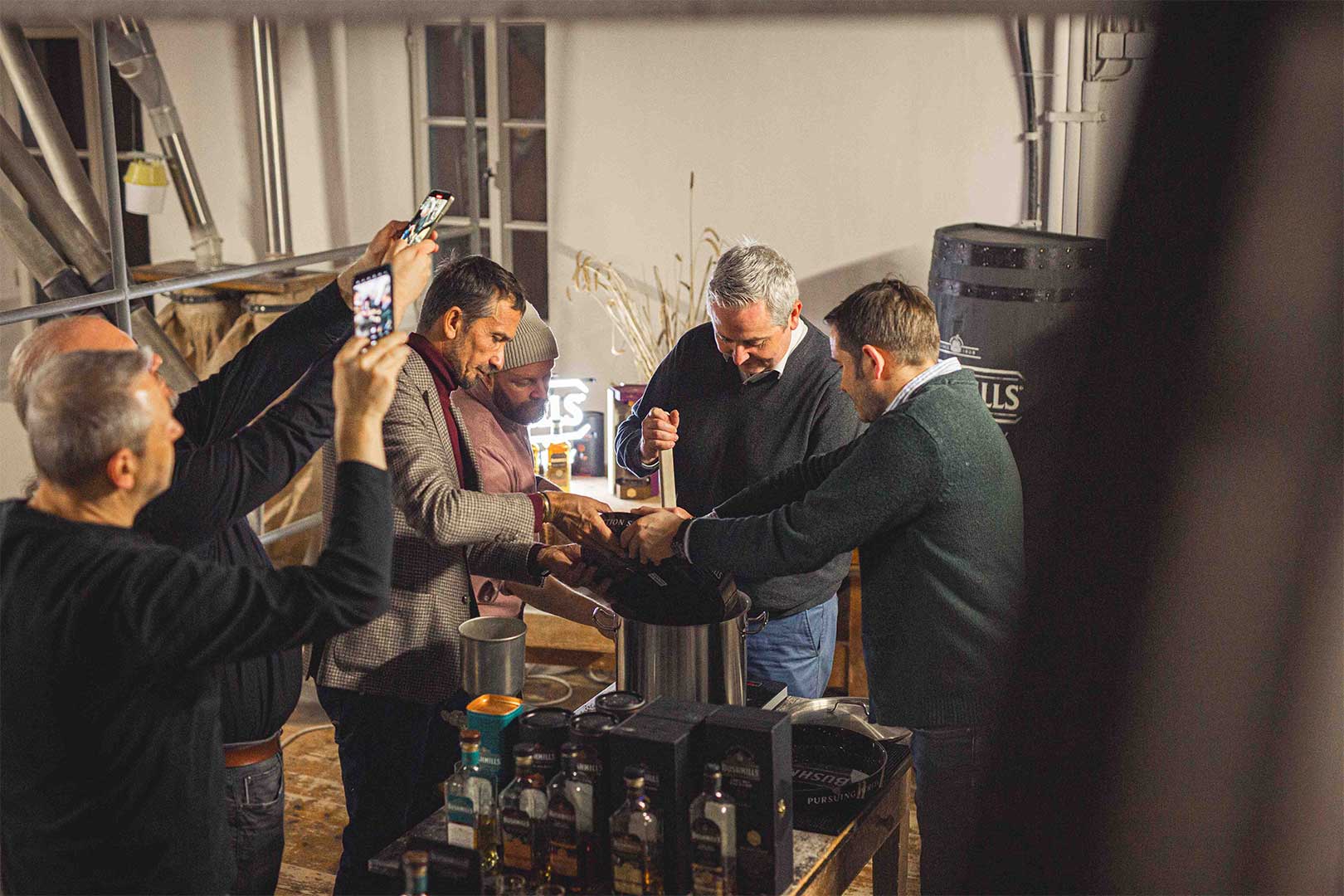 Bushmills Causeway Collection lotet die Grenzen neu aus 6 3 BUSHMILLS CRAFT STORY EVENT 2023 MUeNCHEN L8A1387 WEB 3 2 1620x1080 qgkhjhovpcvi