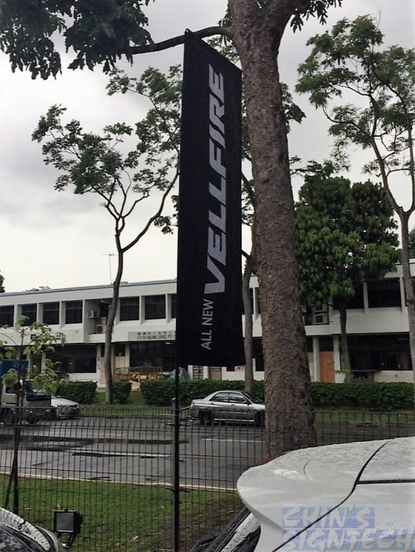 3m Rectangle flag install on fence 3m Rectangle flag install on fence