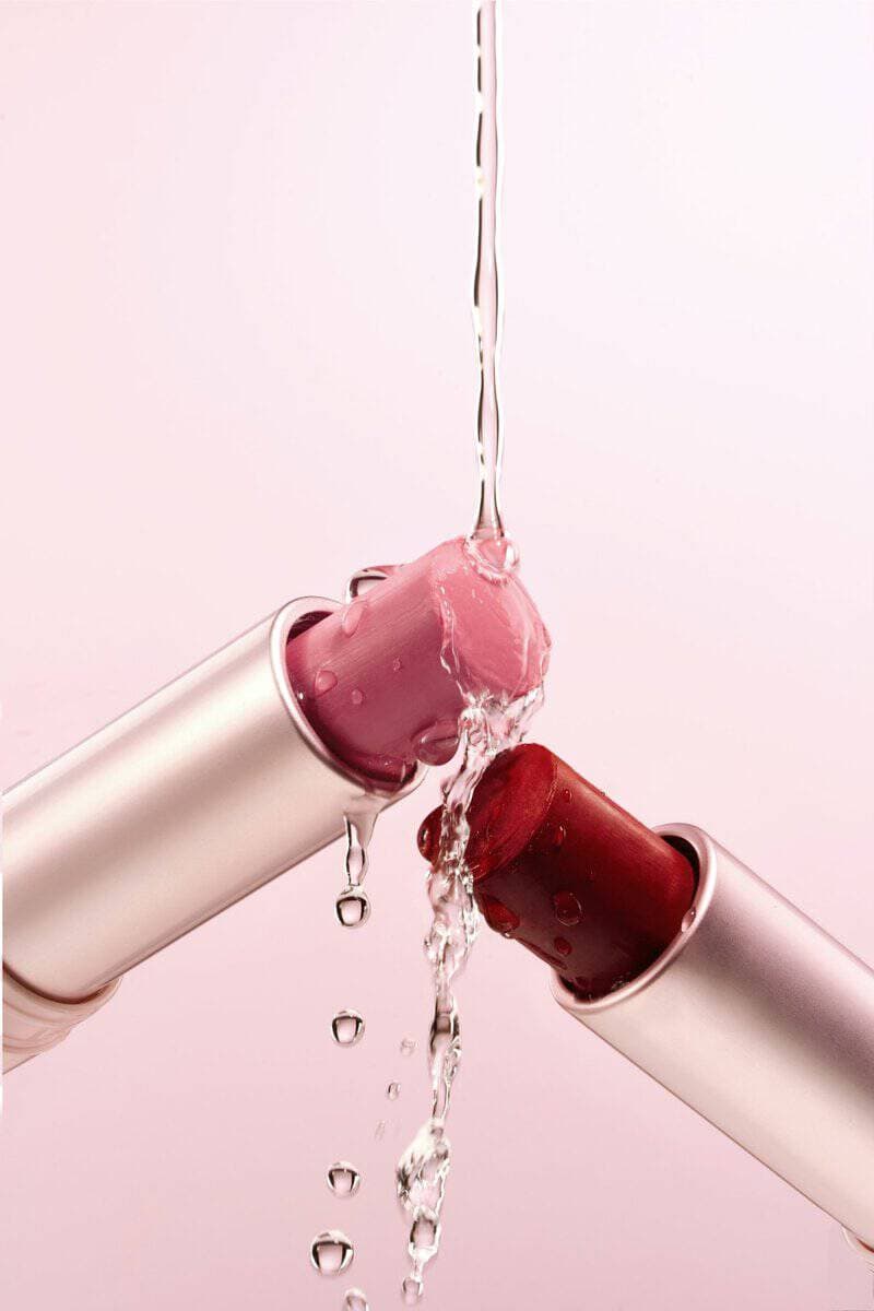 Wild tinted lip balm duo with jojoba oil and hyaluronic acid