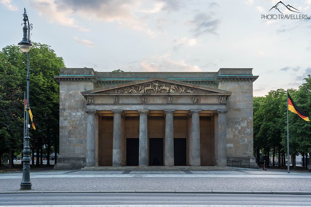 Die Neue Wache in der Prachtstraße Unter den Linden