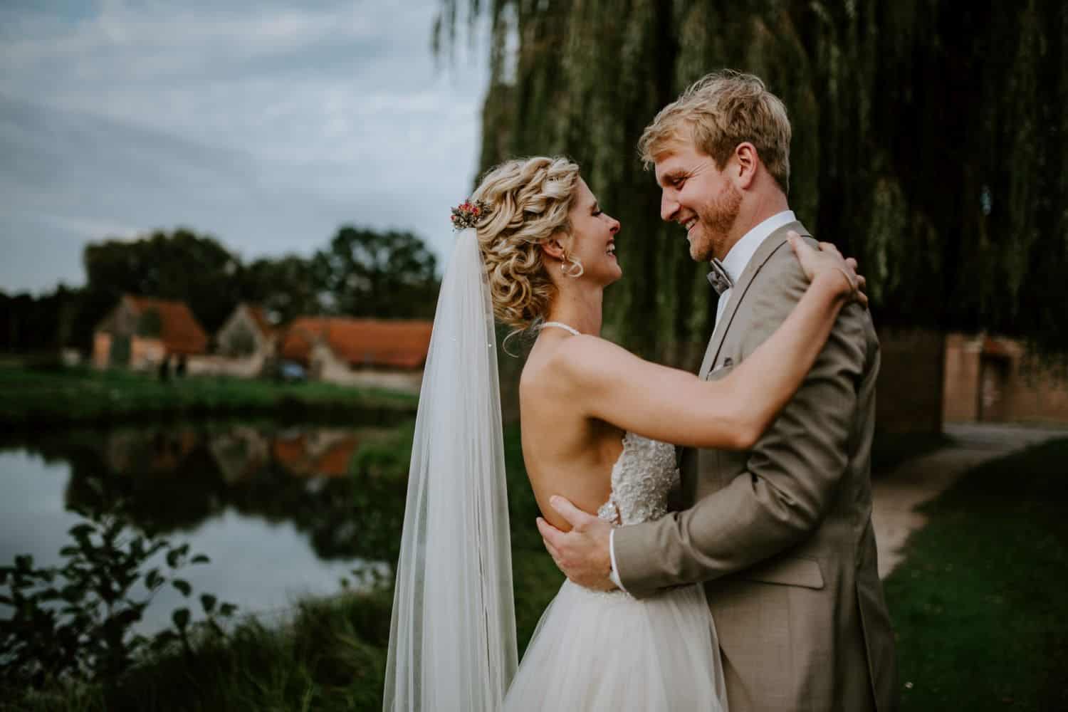 107 Hochzeitsfotograf Köln Hochzeit NRW Raesfeld Köln Schloss Raesfeld Boho Vintage Hippie Elopement Vera Prinz 107 Hochzeitsfotograf Köln Hochzeit NRW Raesfeld Köln Schloss Raesfeld Boho Vintage Hippie Elopement Vera Prinz