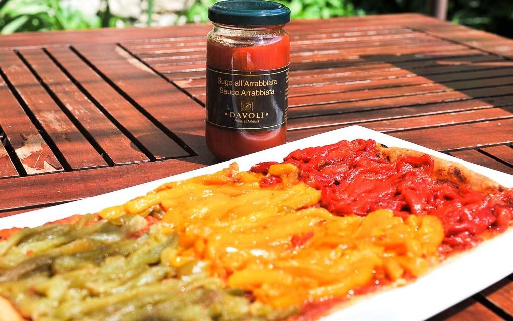 Pizza sauce Davoli et 3 poivrons grillés