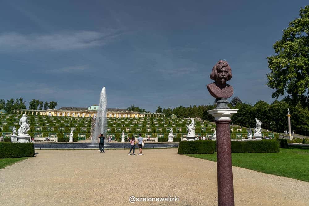 pałac sanssouci w poczdamie