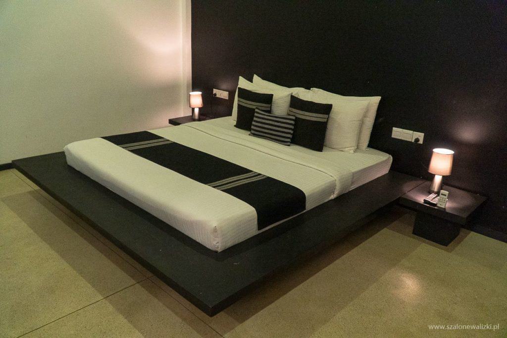 ariya tissa guest house