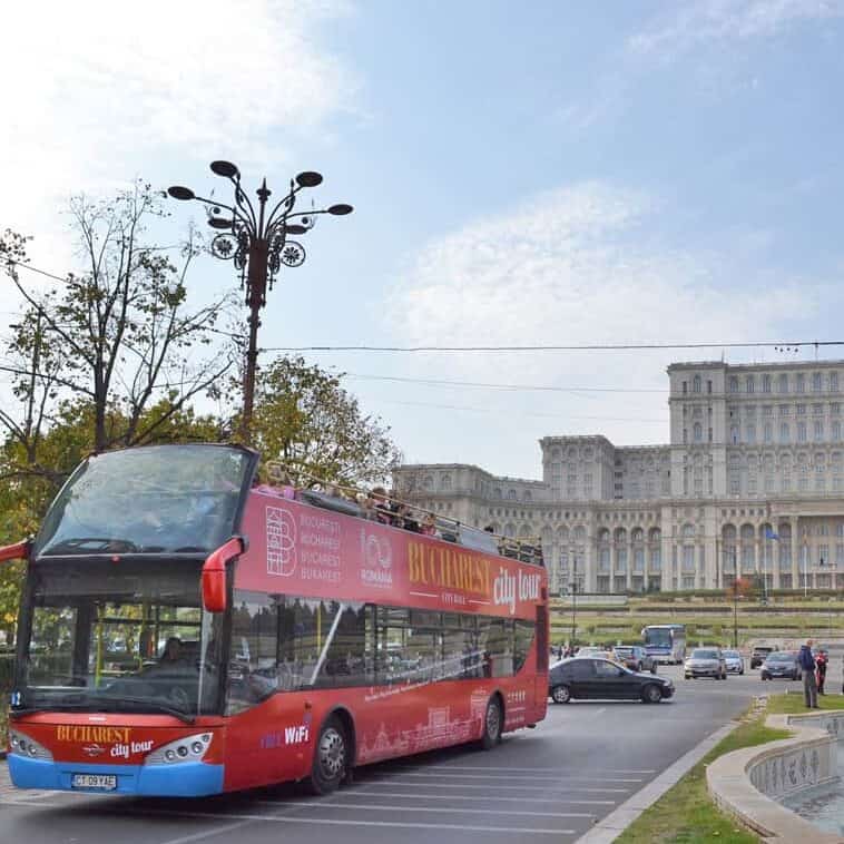 ce facem cu copilul in bucuresti plimbare cu bucharest city tour