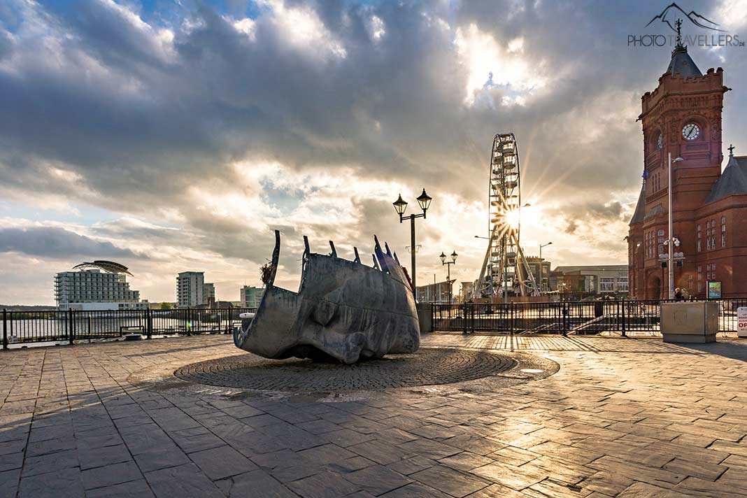 Merchant Seaman's Memorial in der Cardiff Bay, Wales